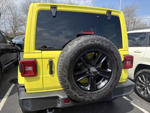 Certified 2023 Jeep Wrangler Unlimited Sahara AWD/4WD image 5
