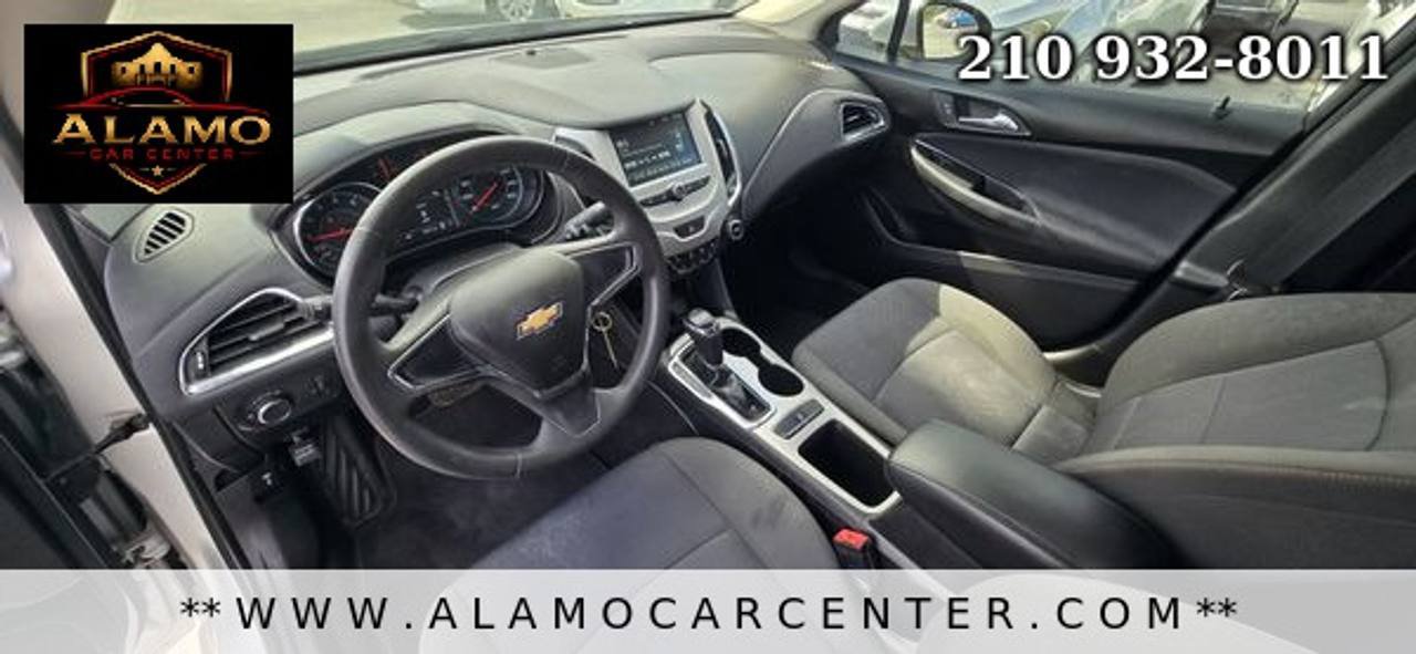 Used 2018 Chevrolet Cruze LS FWD image 28