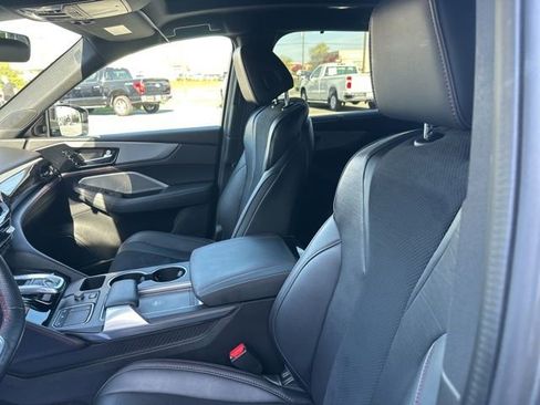 Used 2023 Acura MDX A-Spec image 28
