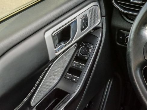 Used 2020 Ford Explorer ST w/ Premium Technology Package AWD/4WD image 33