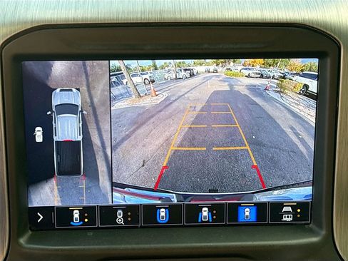 Used 2021 GMC Sierra 3500 Denali w/ Denali Ultimate Package image 15