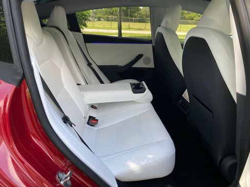 Used 2024 Tesla Model 3 Standard Range RWD image 19