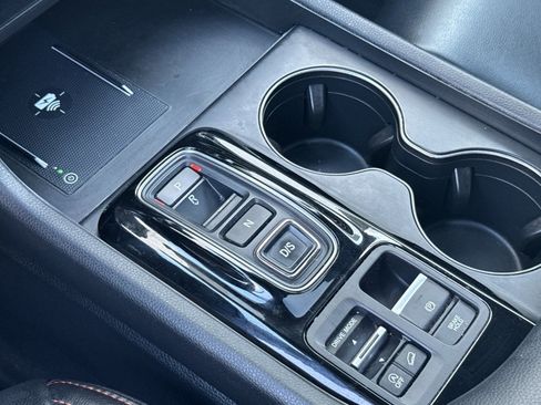 Certified 2024 Honda Pilot TrailSport image 25