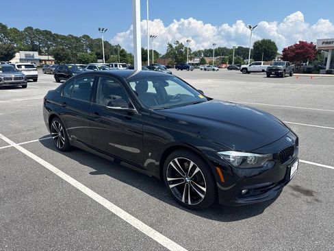 Used 2018 BMW 330e w/ Shadow Sport Edition RWD image 4