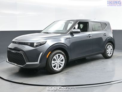 New 2025 Kia Soul LX