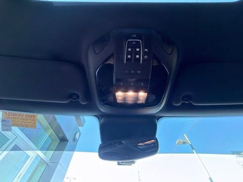 Used 2020 Maserati Levante AWD/4WD image 12