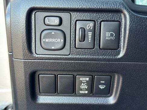 Used 2023 Toyota 4Runner SR5 Premium image 41