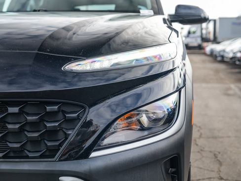 Used 2022 Hyundai Kona SEL w/ Convenience Package image 8