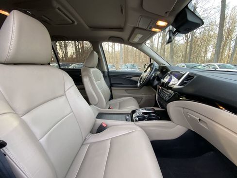 Used 2018 Honda Pilot Touring image 27