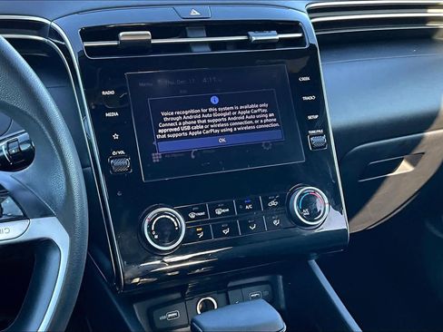 Used 2023 Hyundai Santa Cruz SEL w/ Activity Package image 6