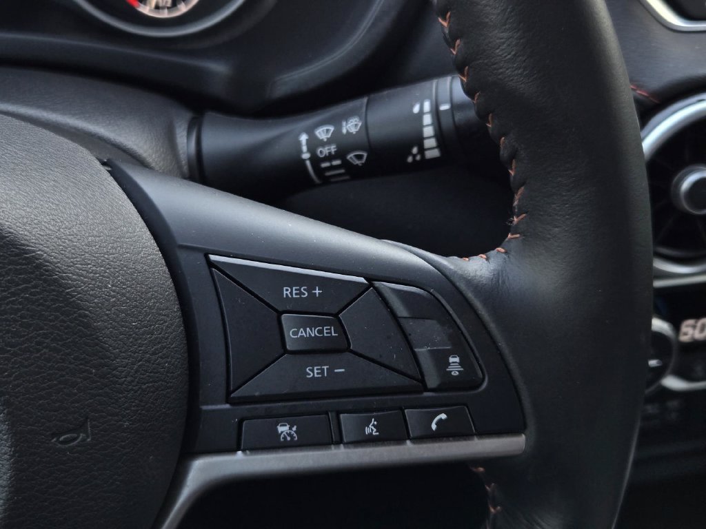 Certified 2024 Nissan Sentra SR FWD image 25