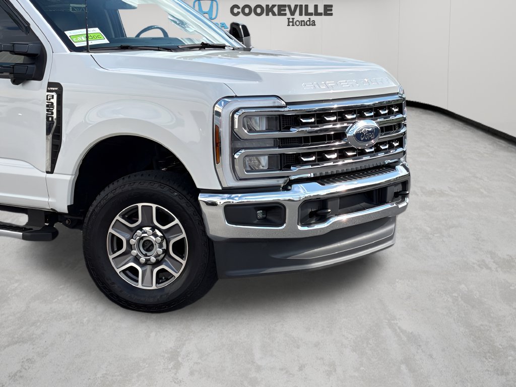 Used 2024 Ford F250 Lariat AWD/4WD image 3