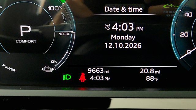Used 2024 Audi Q8 e-tron Prestige w/ Prestige Package AWD/4WD image 61