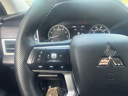 Used 2024 Mitsubishi Outlander SE Black Edition AWD/4WD image 19
