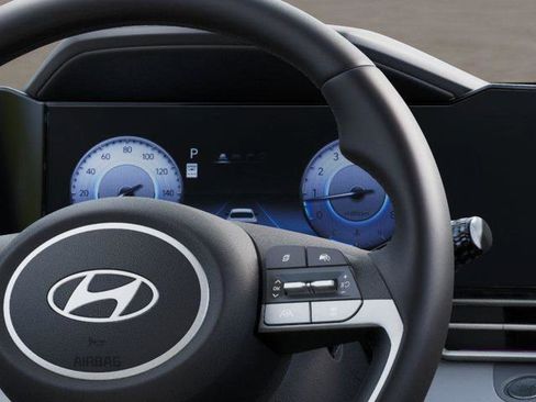 New 2025 Hyundai Elantra Limited w/ Cargo Package image 14