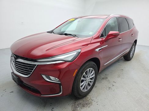 Certified 2023 Buick Enclave Essence image 4