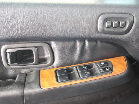 Used 2003 INFINITI QX4 4WD image 30