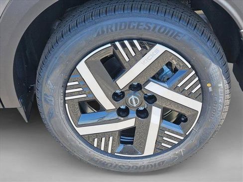 New 2026 Nissan Kicks SV FWD image 10