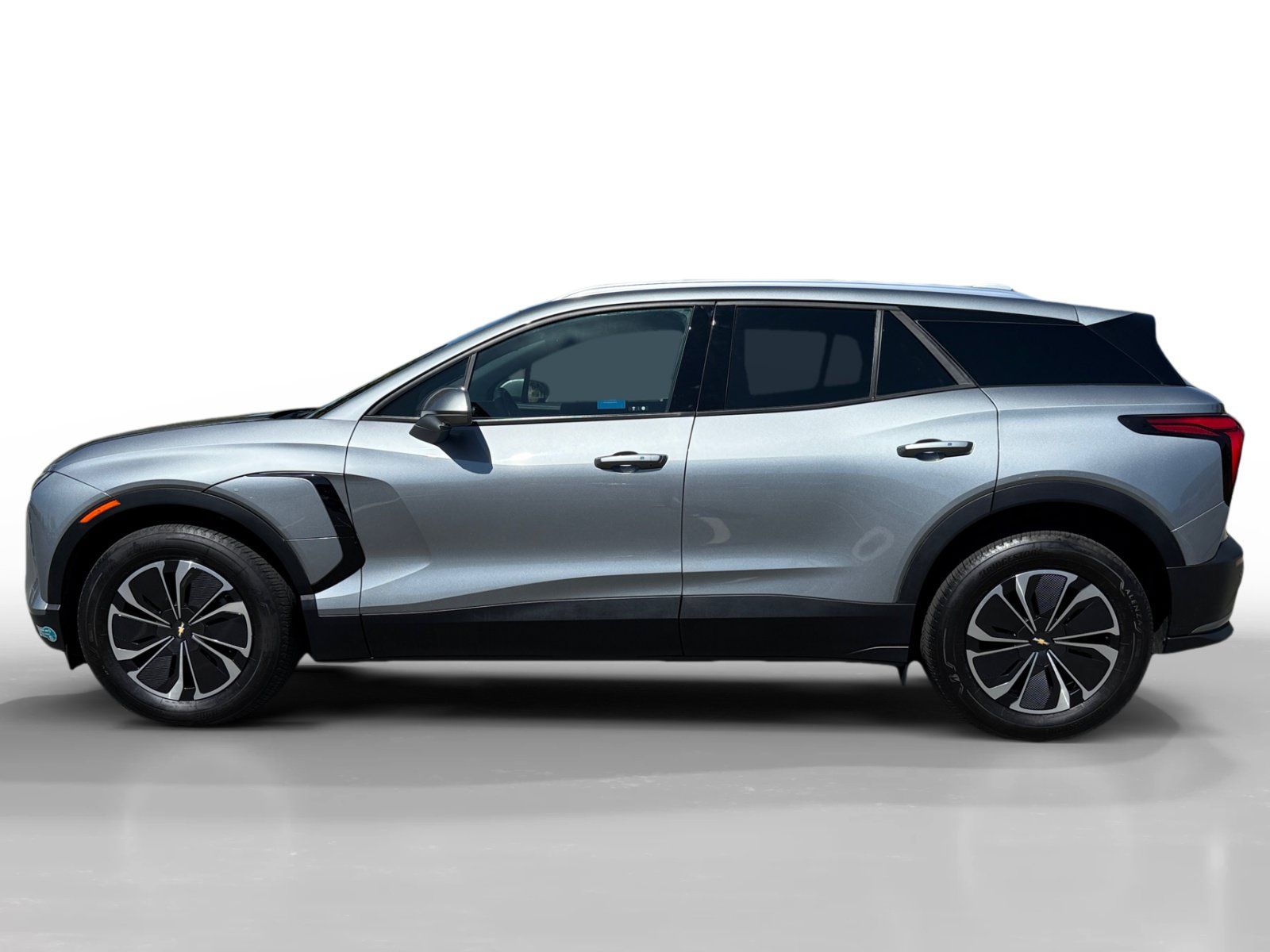 Used 2024 Chevrolet Blazer EV LT AWD/4WD image 2