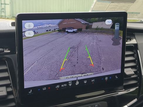 Used 2024 Ford Transit 350 XLT image 18