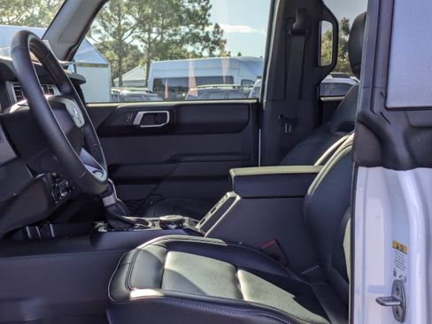 New 2025 Ford Bronco Badlands image 37
