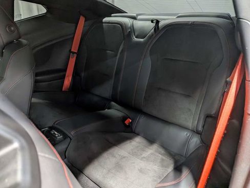 Used 2019 Chevrolet Camaro ZL1 RWD image 10