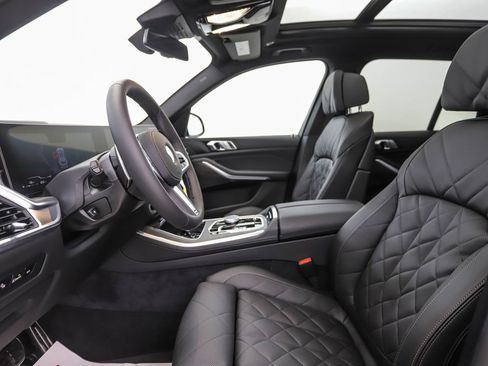 Used 2026 BMW X5 xDrive40i w/ M Sport Package image 11