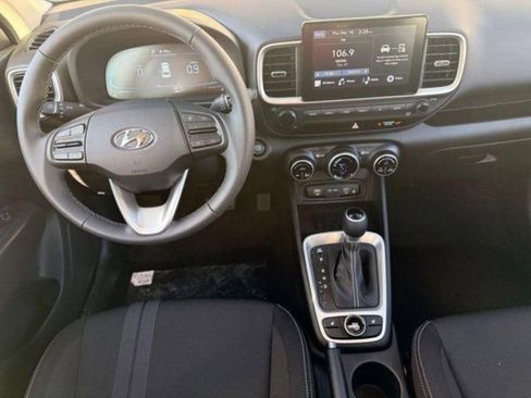 New 2026 Hyundai Venue SEL FWD image 27