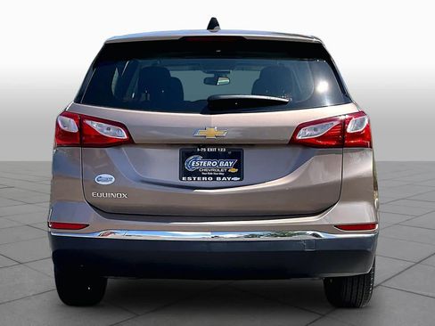 Used 2018 Chevrolet Equinox LS FWD image 5