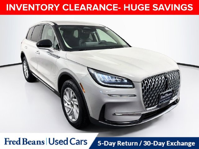 Used 2023 Lincoln Corsair AWD image 1