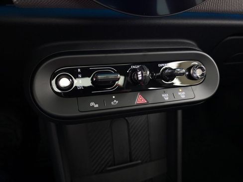 Used 2025 MINI Cooper S FWD image 30
