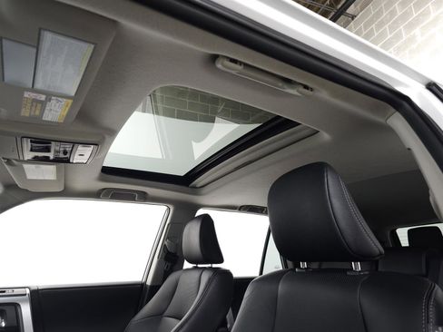 Used 2024 Toyota 4Runner Limited image 16