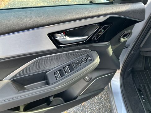New 2026 Acura MDX SH-AWD image 13