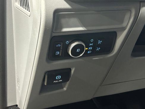 Used 2024 Ford F150 XLT w/ Mobile Office Package image 38