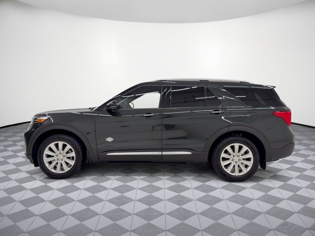 Used 2022 Ford Explorer King Ranch w/ Class IV Trailer Tow Package AWD/4WD image 2