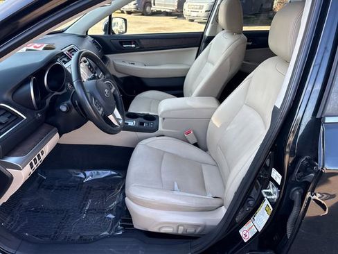 Used 2017 Subaru Outback 2.5i Limited AWD/4WD image 14