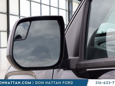 Used 2022 GMC Canyon AT4 w/ Trailering Package AWD/4WD image 24