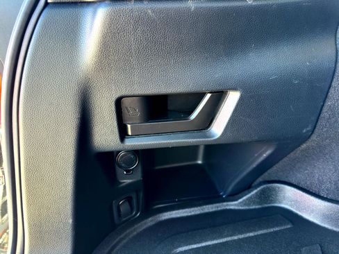 Used 2019 Subaru Outback 2.5i Limited image 27