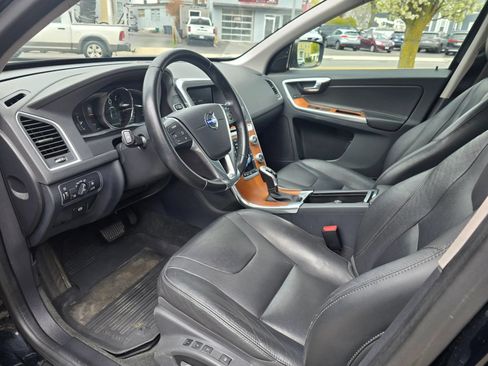 Used 2017 Volvo XC60 T6 Inscription w/ Preferred Option Package AWD/4WD image 9