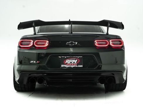 Used 2020 Chevrolet Camaro ZL1 image 3