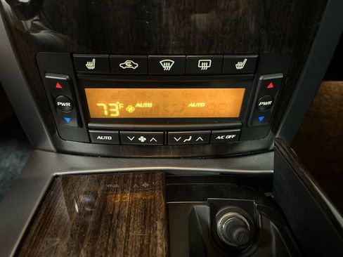 Used 2006 Cadillac XLR V RWD image 16