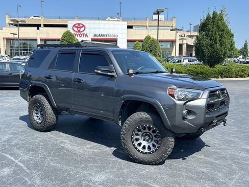 Used 2020 Toyota 4Runner Venture w/ Moonroof Package AWD/4WD image 2