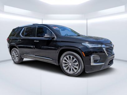 Used 2023 Chevrolet Traverse Premier