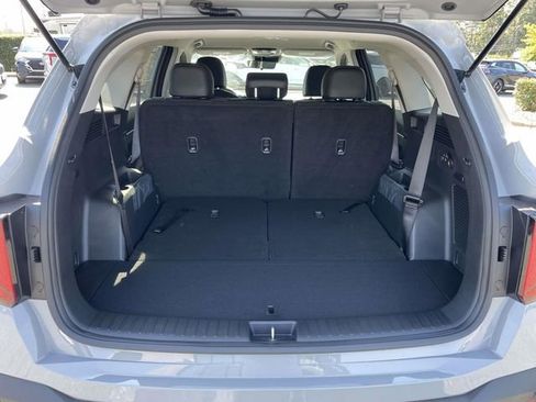 New 2026 Kia Sorento S image 18