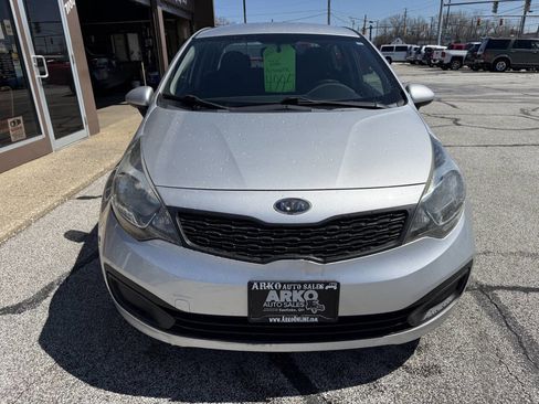 Used 2012 Kia Rio LX w/ PWR Pkg image 3