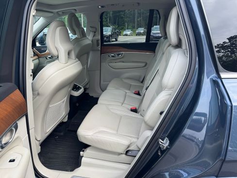 Used 2018 Volvo XC90 T6 Inscription w/ Convenience Package AWD/4WD image 11
