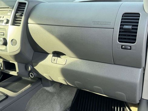 Used 2015 Nissan Frontier S RWD image 49