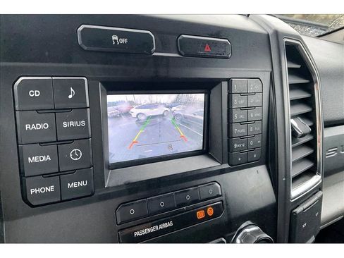 Used 2017 Ford F350 XLT w/ Camper Package image 21