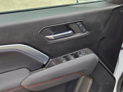 Certified 2024 Chevrolet Colorado Z71 w/ Safety Package image 12