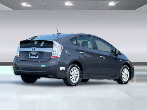 Used 2014 Toyota Prius Prime Advanced FWD image 9